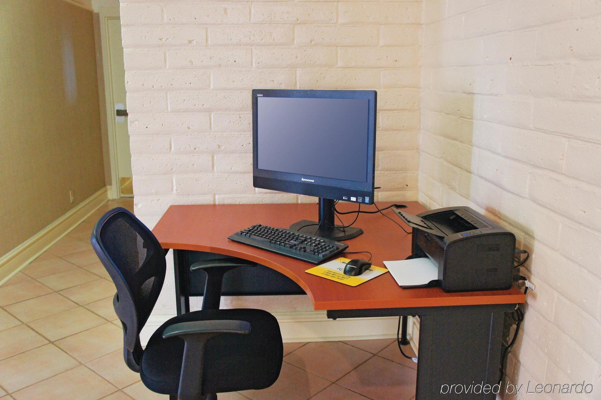 Travelodge By Wyndham Houston Cy-fair Otel